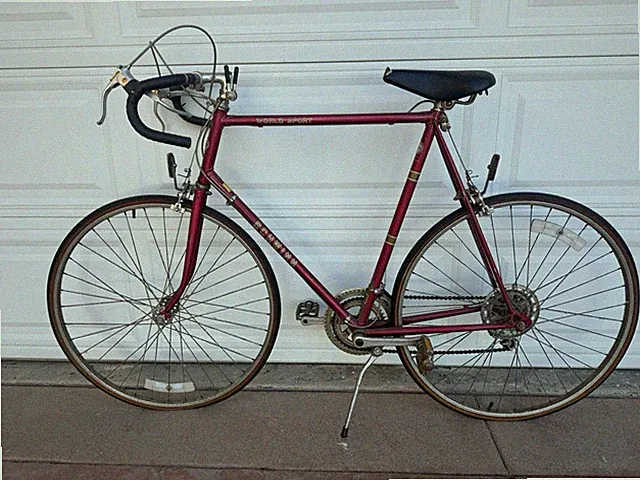 1980s SCHWINN WORLD SPORT TALL 10-SPEED ROAD BIKE