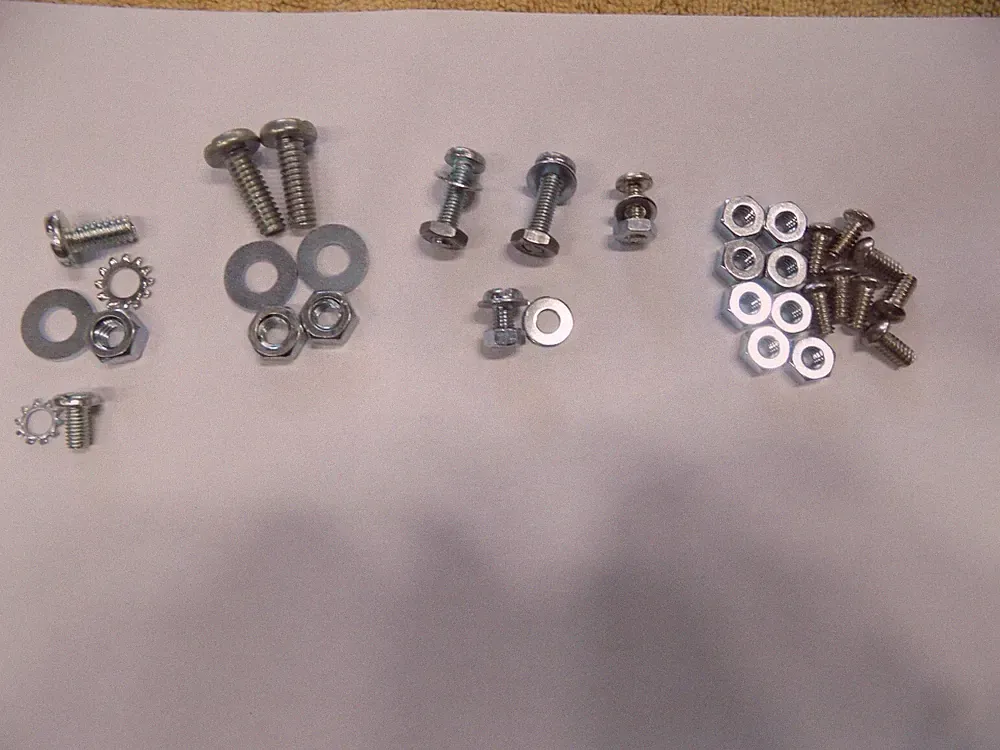 BICYCLE SCHWINN HARDWARE SET CHAIN GUARD FENDER RIVET BOLTS 40 TOTAL PIECES #5