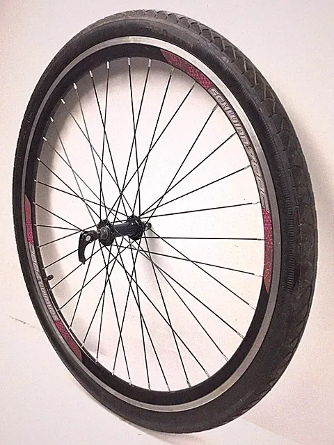 Schwinn 700c Front Bicycle Black Wheel Quick Release 38C Tire Road Bike #K52