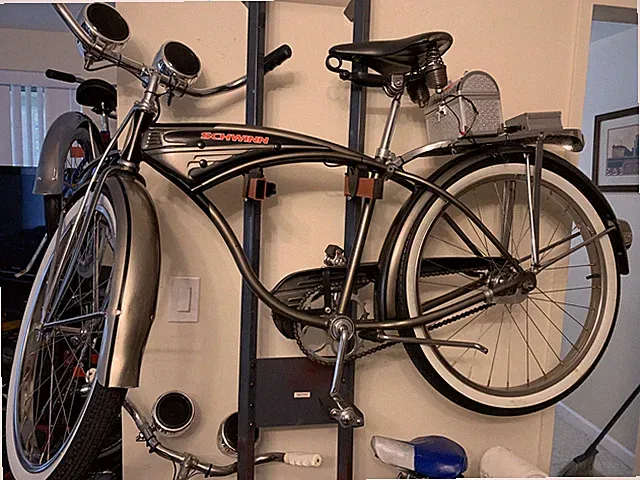 schwinn bicycle 24’ 1963