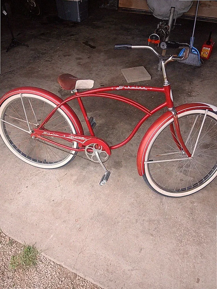 SCHWINN CORVETTE 1960s CRUISER BICYCLE 26" IN RED NICE