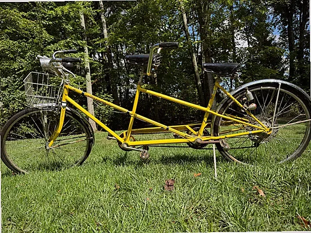 Schwinn Deluxe Twinn tandem bicycle (Vintage) - Classic Schwinn Yellow