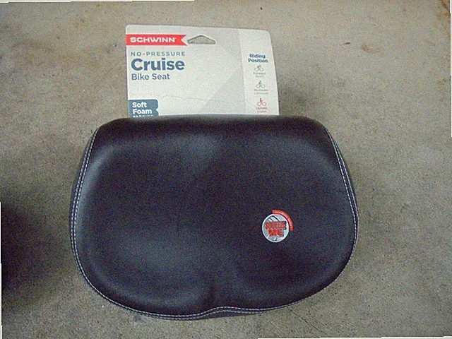 Schwinn No Pressure Cruise Soft Foam Upright Extra Wide Bicycle Bike Seat-New!