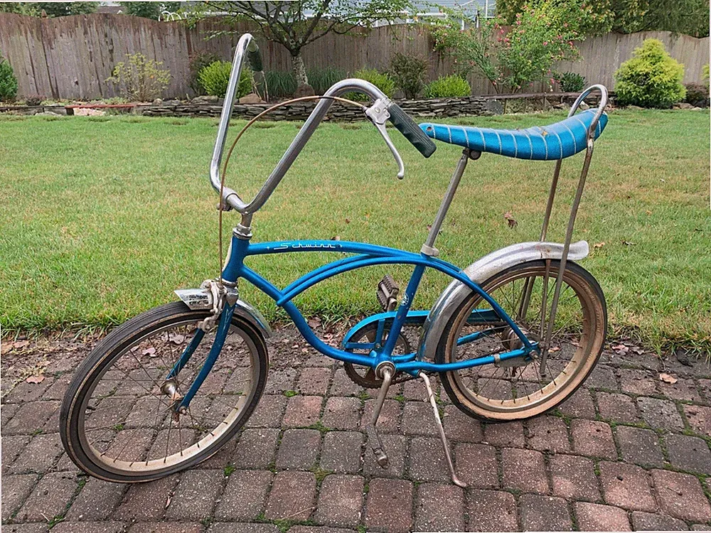 Schwinn Stingray Deluxe 1969 bicycle Sky Blue