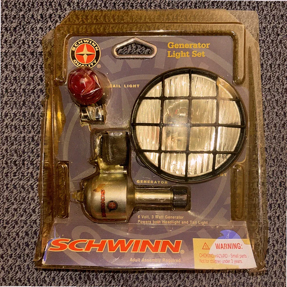 Schwinn Vintage 2005 Bicycle Generator Light Set SW596 New Old Stock Sealed