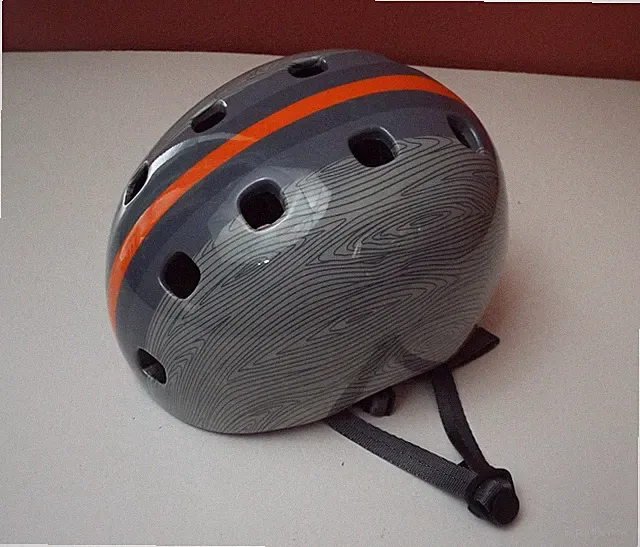 Schwinn Youth Bicycle Helmet Model SW79157-2