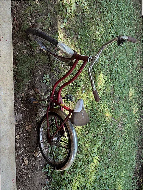 Vintage Schwinn 20” Girls bike Original Red paint & parts BANTAM Bycycle Cruiser