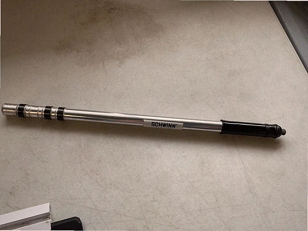 VINTAGE SCHWINN BICYCLE TIRE PUMP GREAT CONDITION WORKS