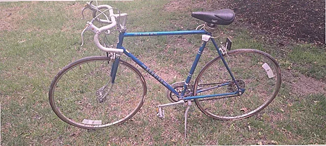 Vintage Schwinn Le Tour Road Bike Blue 10 Speed SR Sakae Shimano Japan Chicago