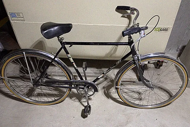 Vintage Schwinn Traveler Chrome Fenders